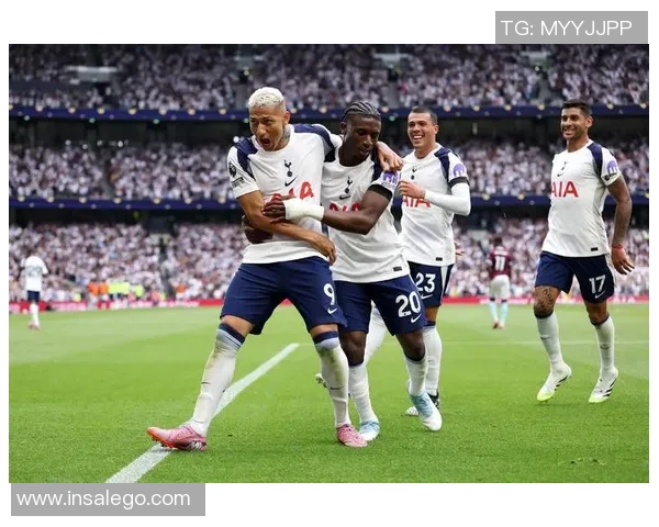 半伯恩利主场迎战热刺争夺三分双方战术较量引人关注